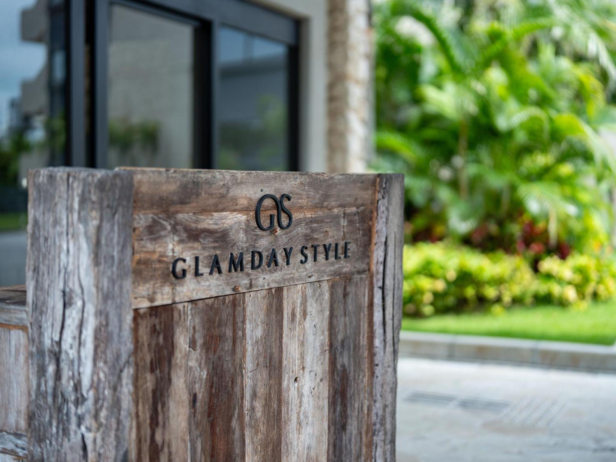 Glamday Style Okinawa Yomitan Hotel & Resort ภายนอก รูปภาพ